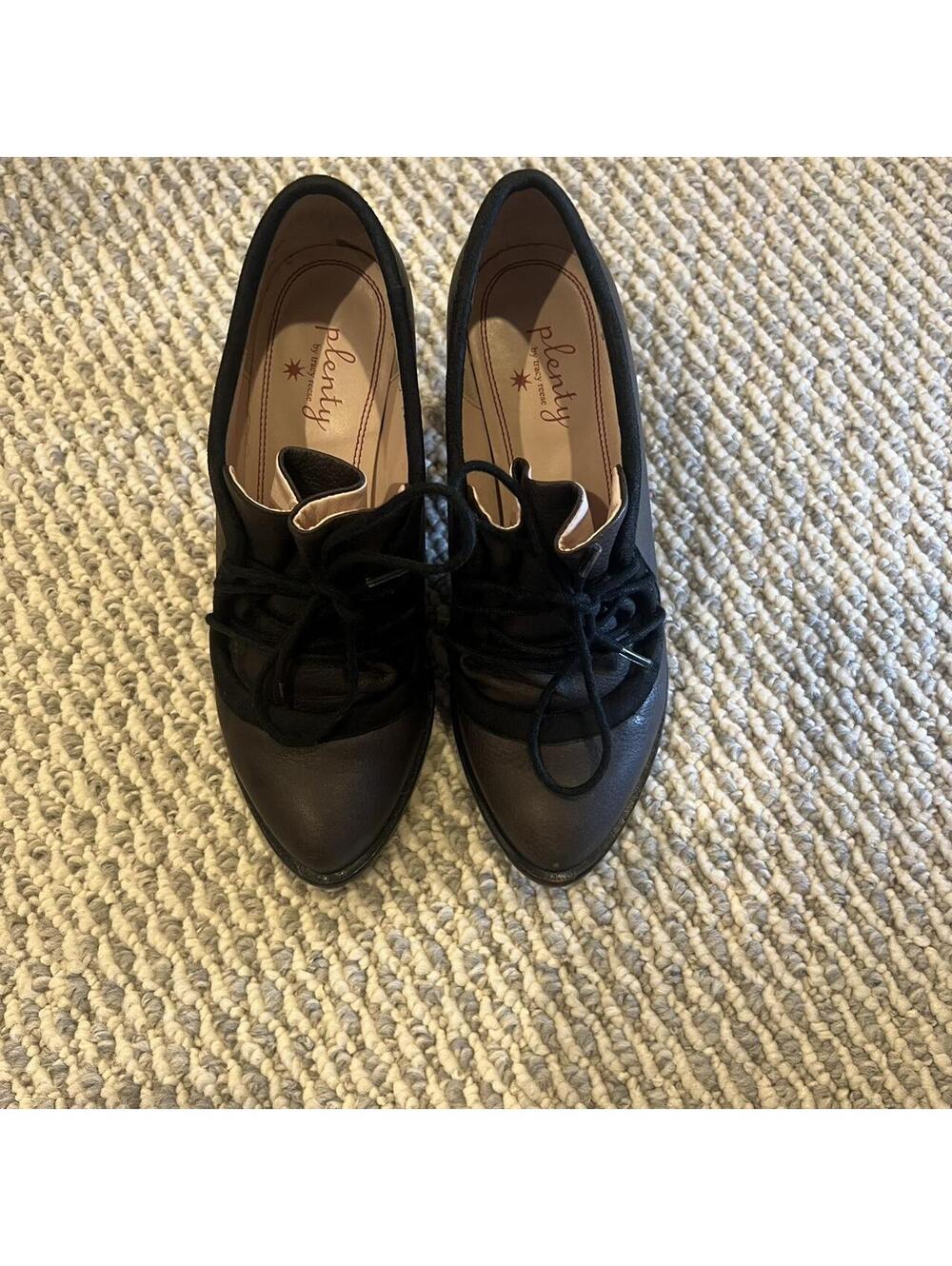 Vintage plenty lace up heels